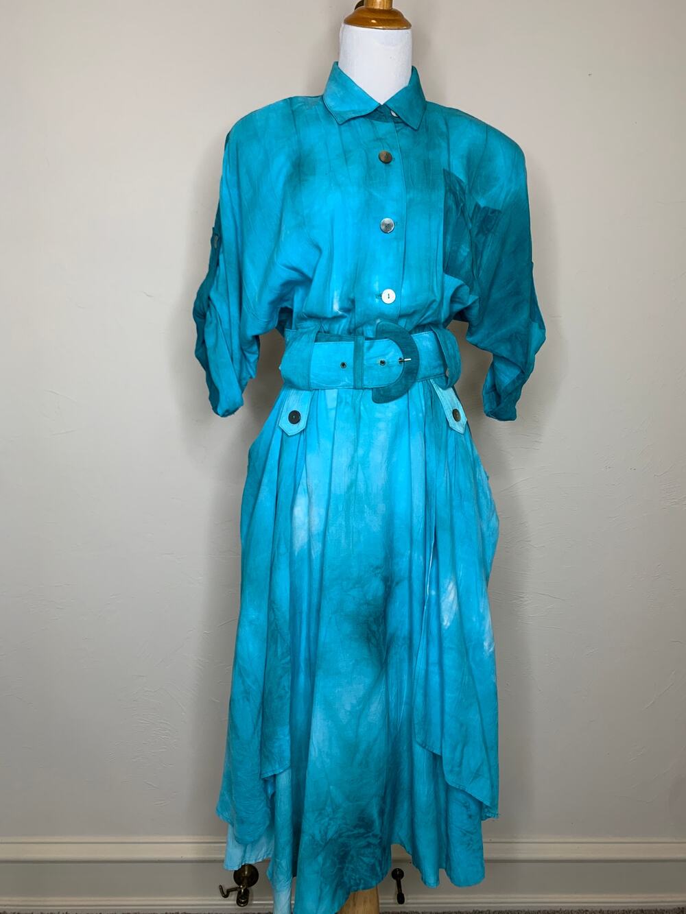 90s TIe Dye Turquoise Shirt Dress Sz 10 Rayon Belted Preppy Retro